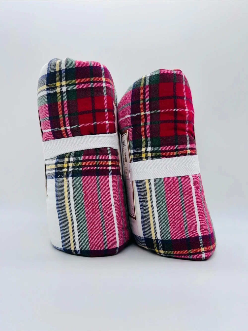Pottery Barn Teen Morgan Plaid Sherpa Standard Sham in Red, White Set of 2 NWT